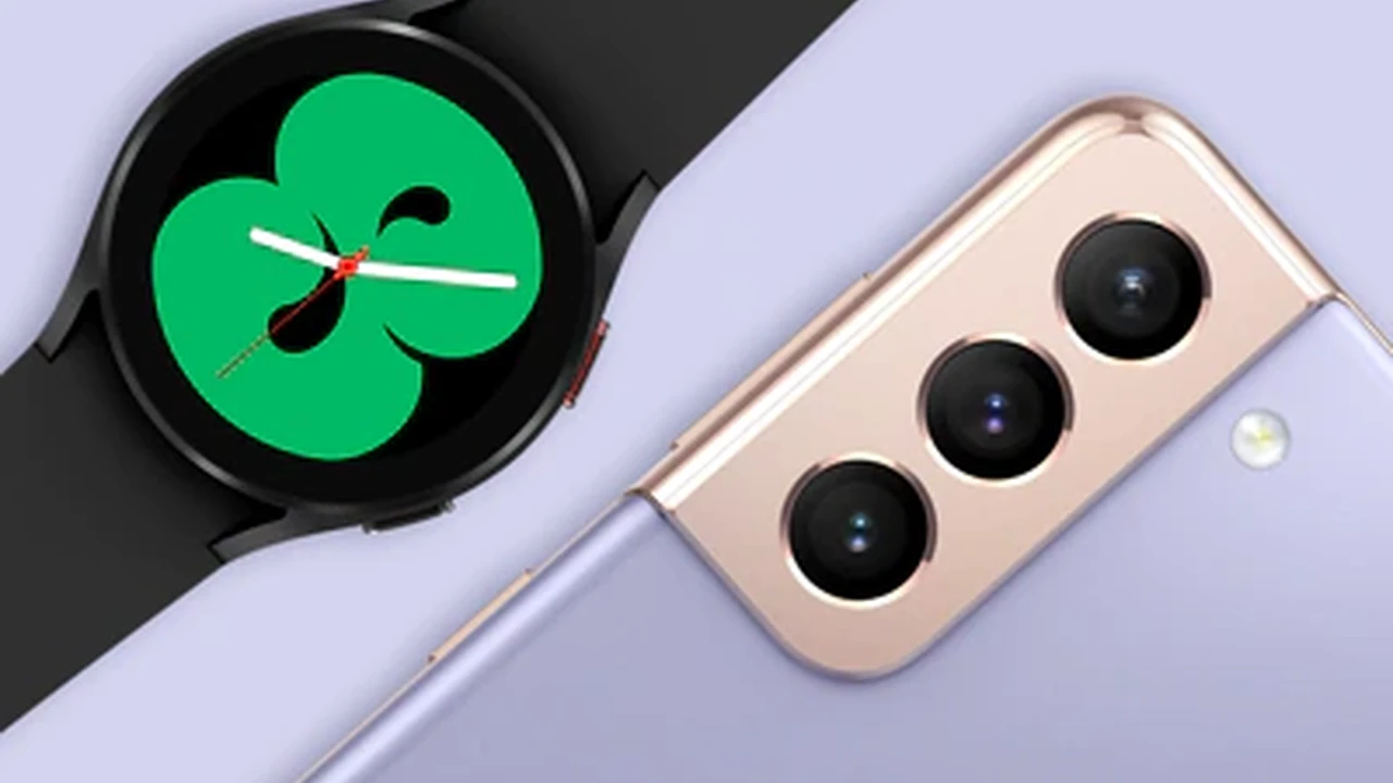 Two mint chocolate milkshakes with whipped cream and green sprinkles.